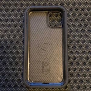 iPhone 11 OtterBox
